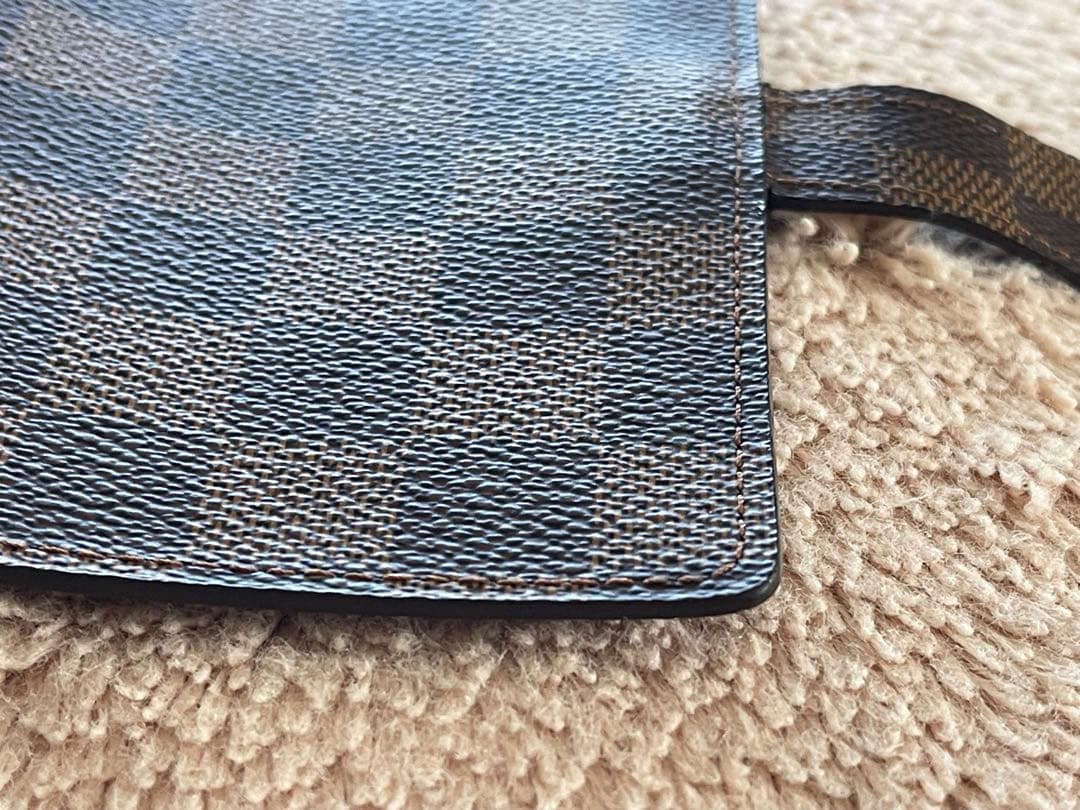 ルイヴィトンダミェ手帳