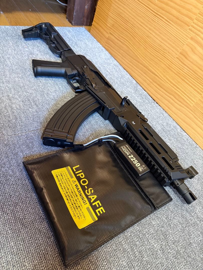 東京マルイ AKストーム 次世代電動ガン バッテリー
