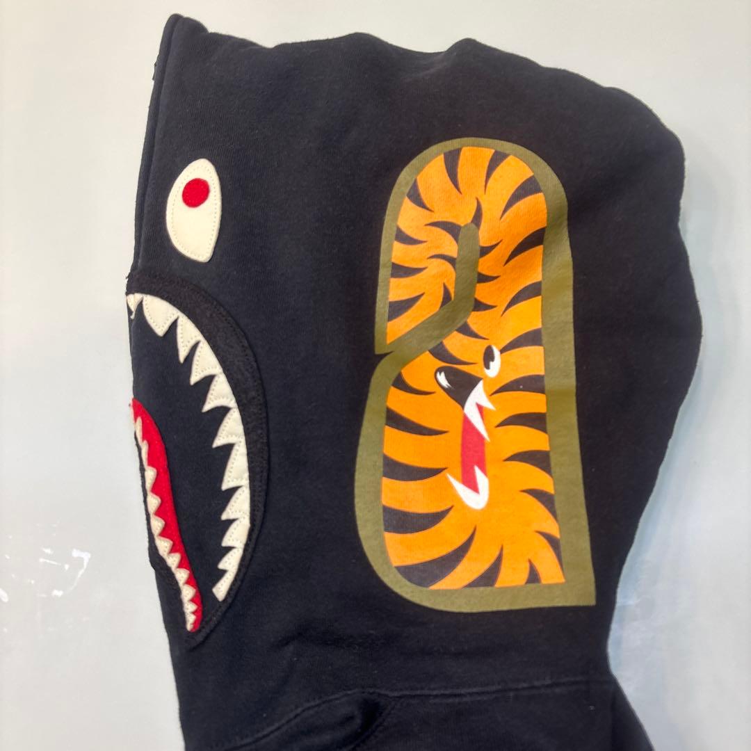 A Bathing Ape シャークデザイン パーカー Sサイズ ブラック
