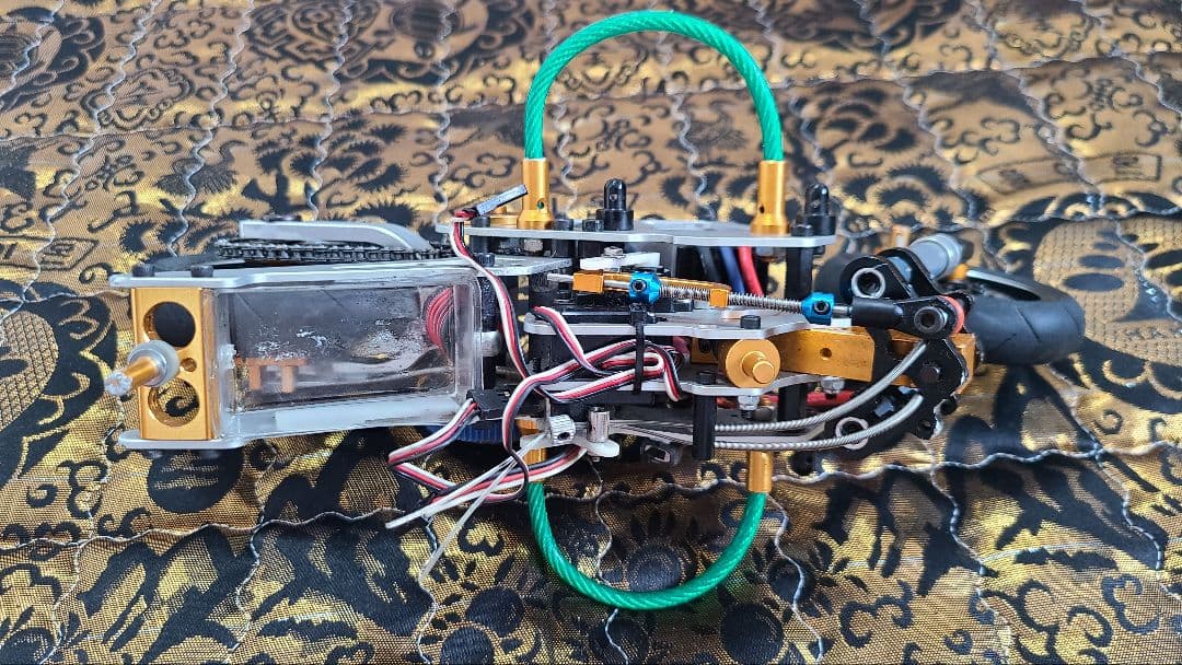 希少品 1/8 レーシング バイク(ハングオンレーザー、サンダータイガー)