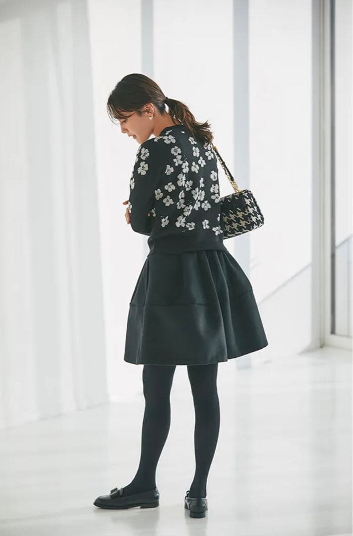 【164】美品！seventenセブンテン☆ハイウエストフレアキュロット(黒)