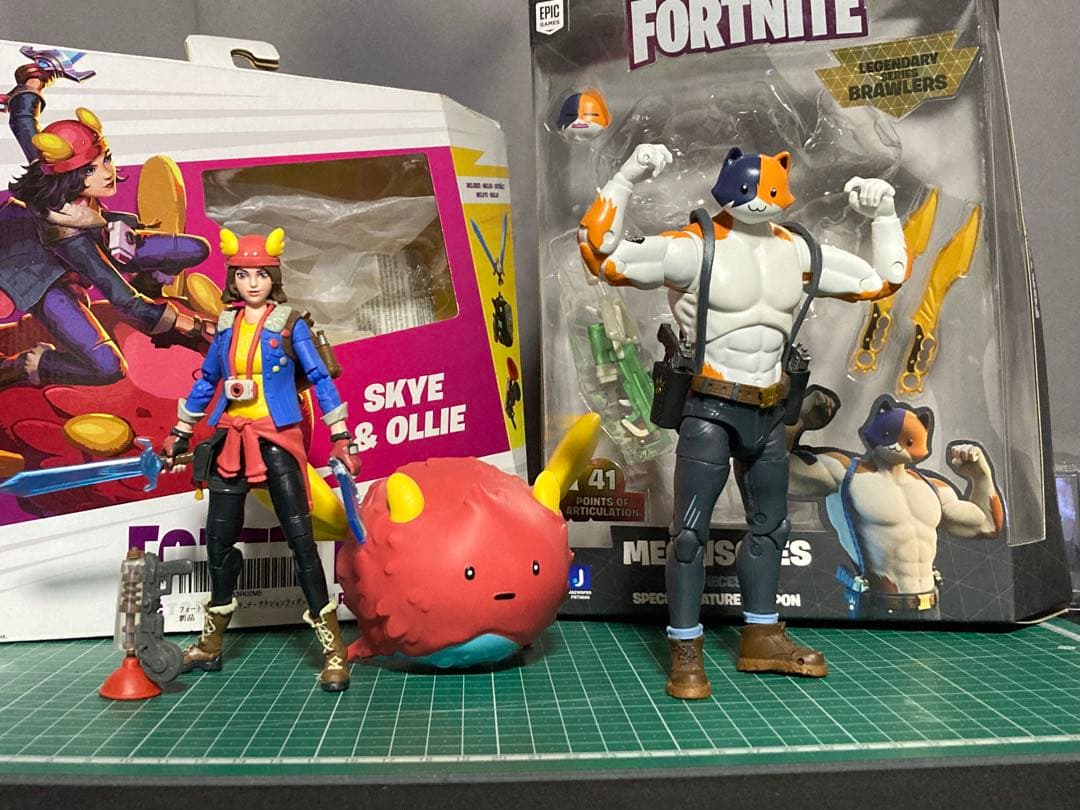 フォートナイト ニャッスル.スカイ　フィギュアセット