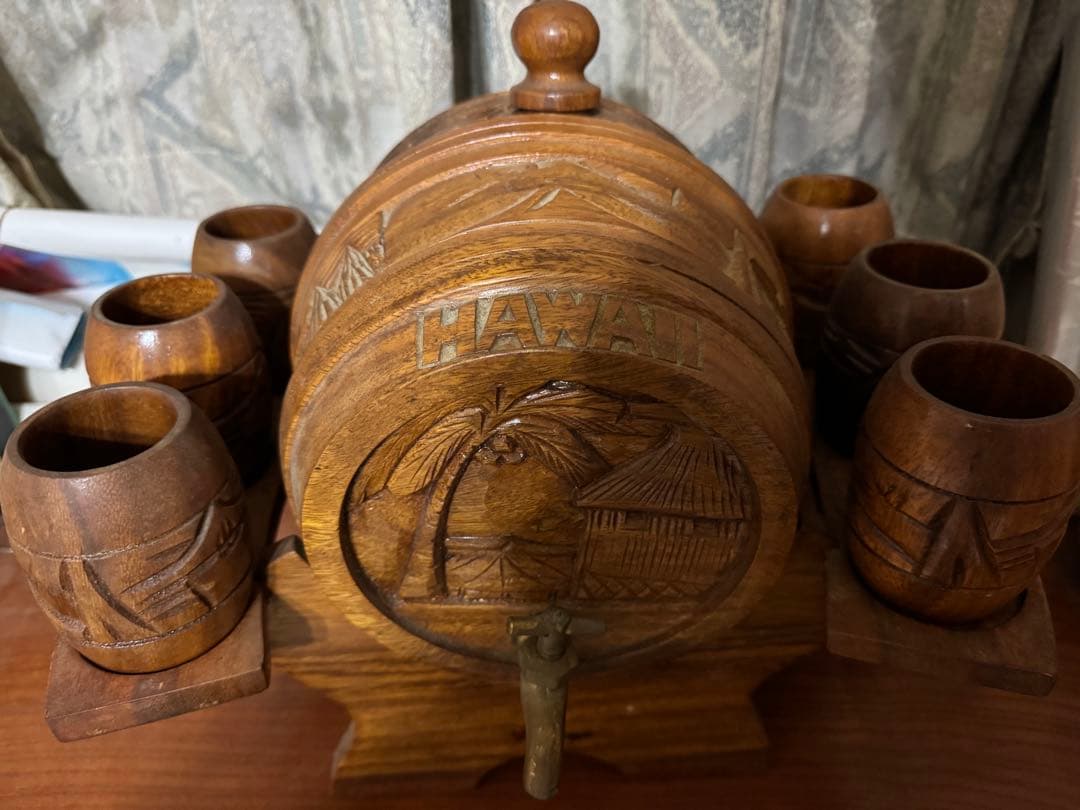 ハワイ　ウイスキーバレルセット　木樽　ミニチュア