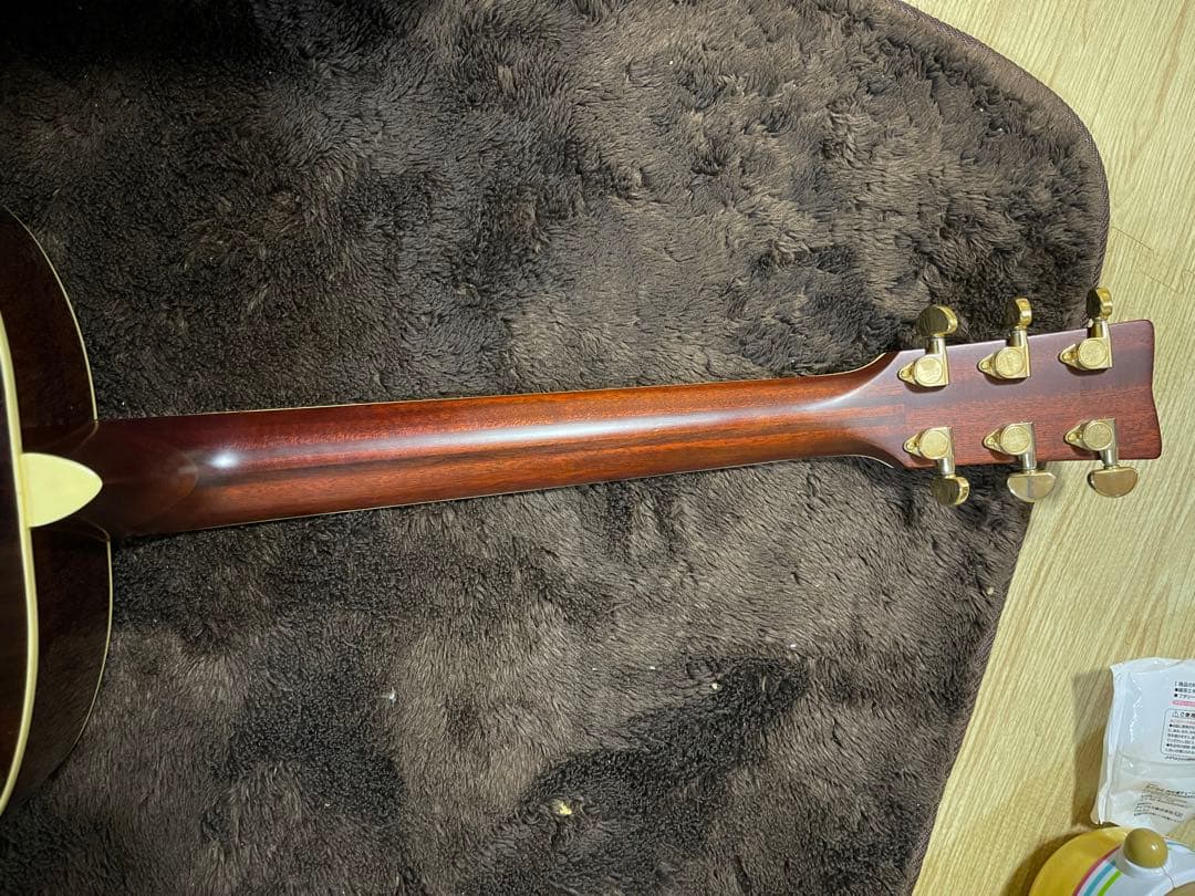 Yamaha LL6 ARE ピックアップ搭載モデル