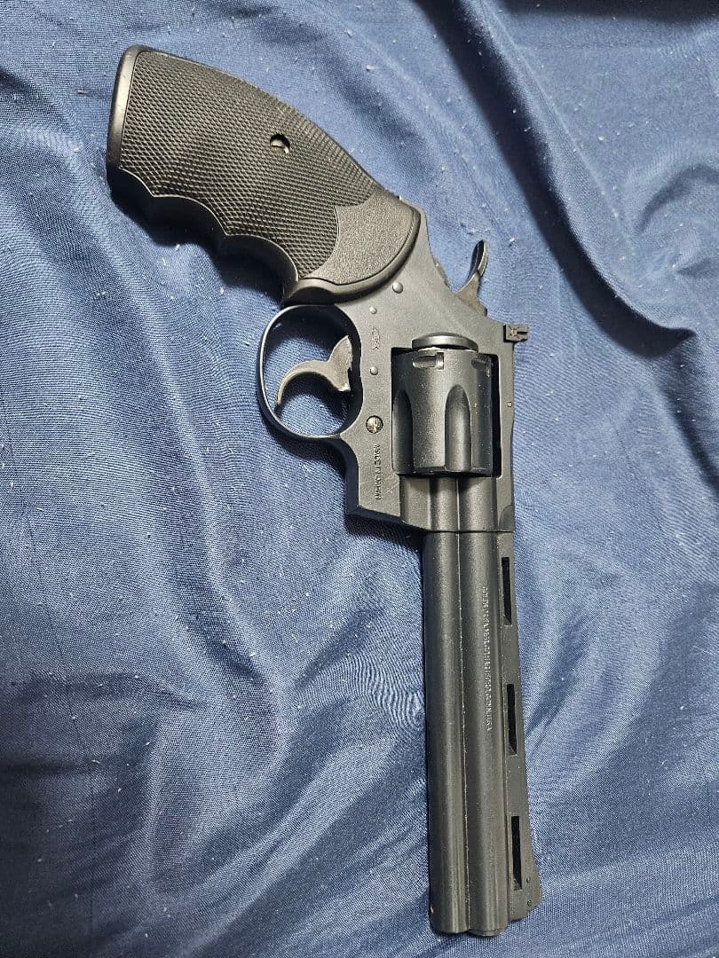 絶版品 東京マルイコルトパイソン 357マグナム 6インチ