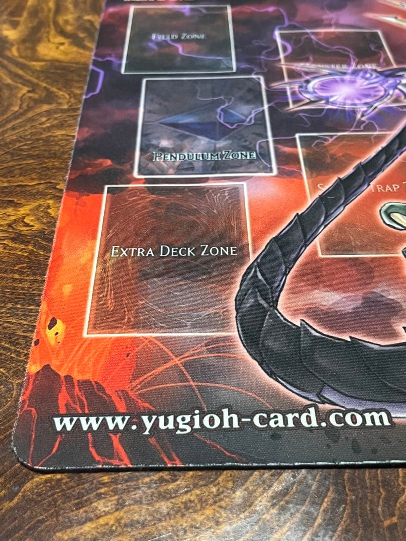 遊戯王　究極伝導恐獣 プレイマット