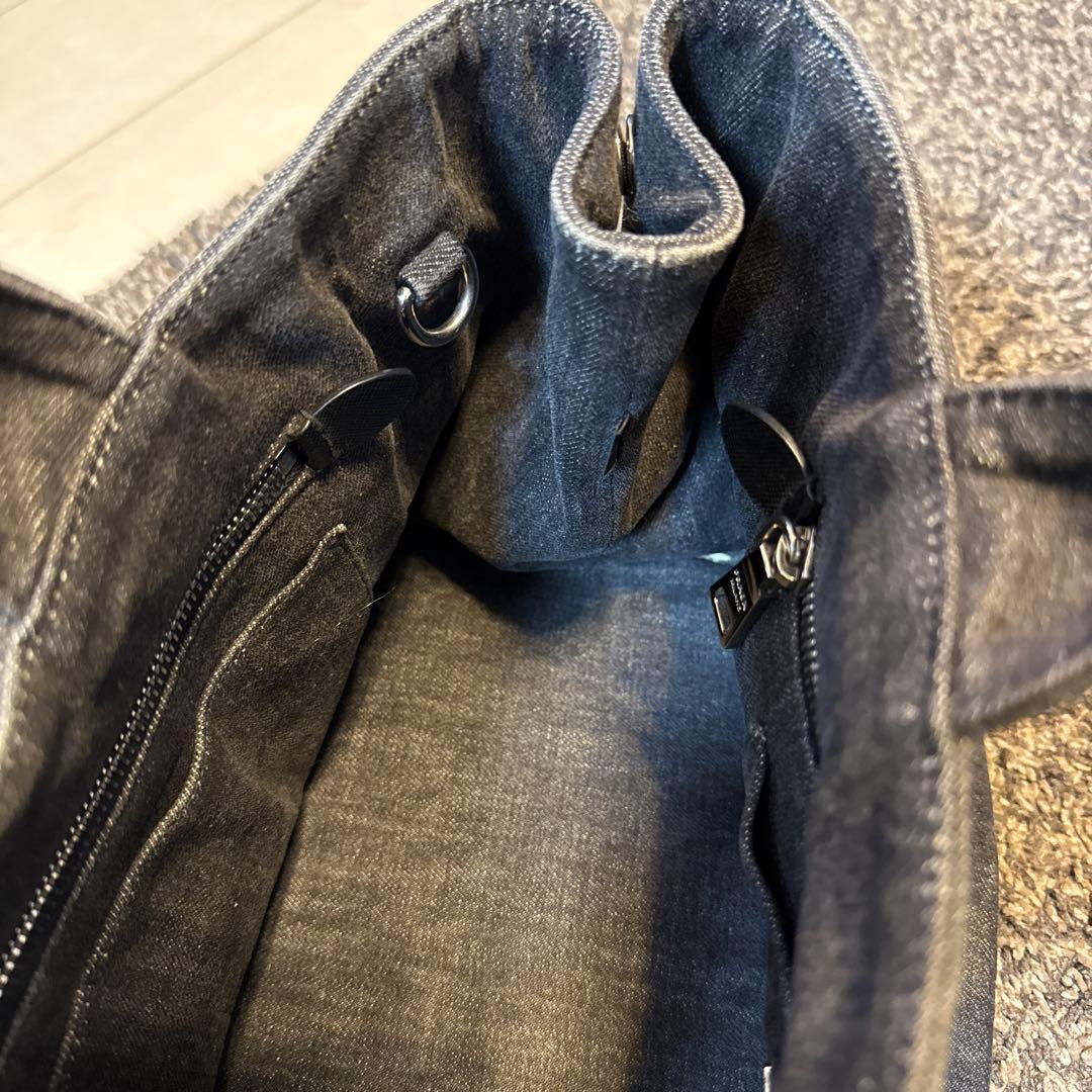 PRADA スタッズ付きデニムハンドバッグ　カナパ