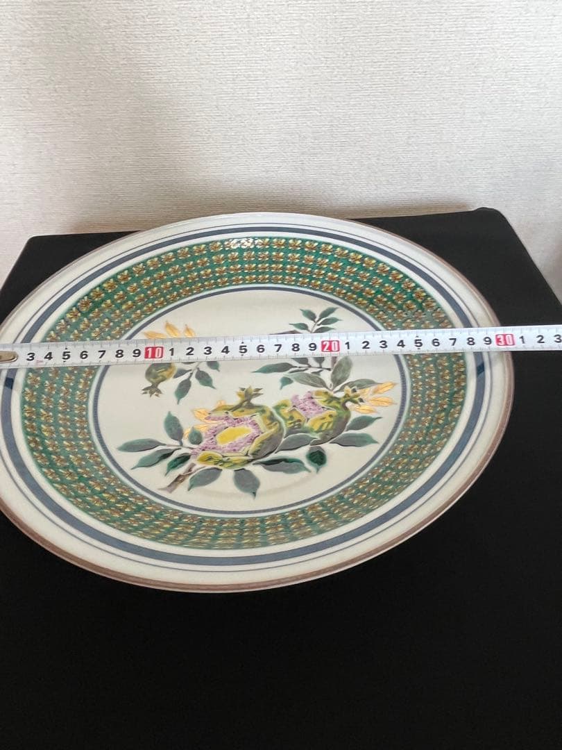 芸術員会員 武腰敏昭作 『色絵九谷 ざくろの図』飾皿 尺皿 管理K372