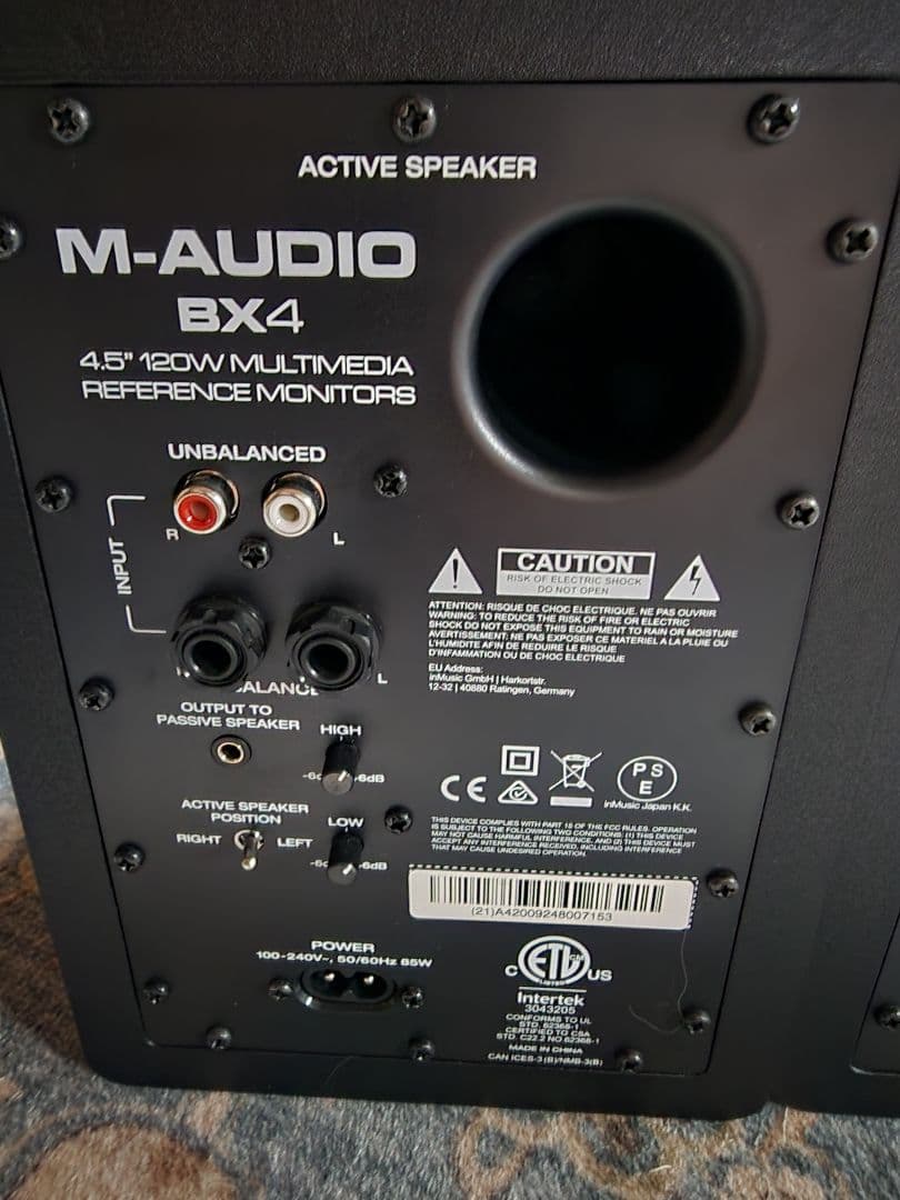 M-AUDIO BX4 スピーカー