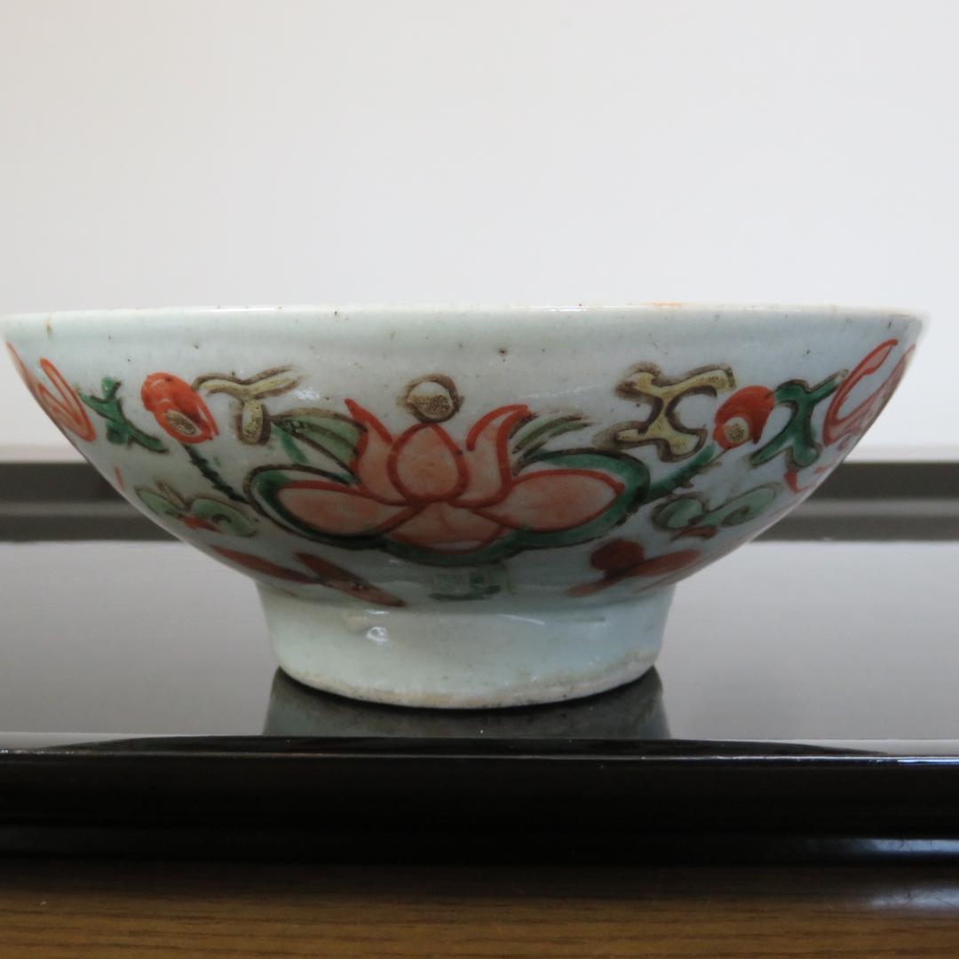中鉢 花文様 色絵付け ニュウ 窯傷 丼 直し 中国骨董 椀