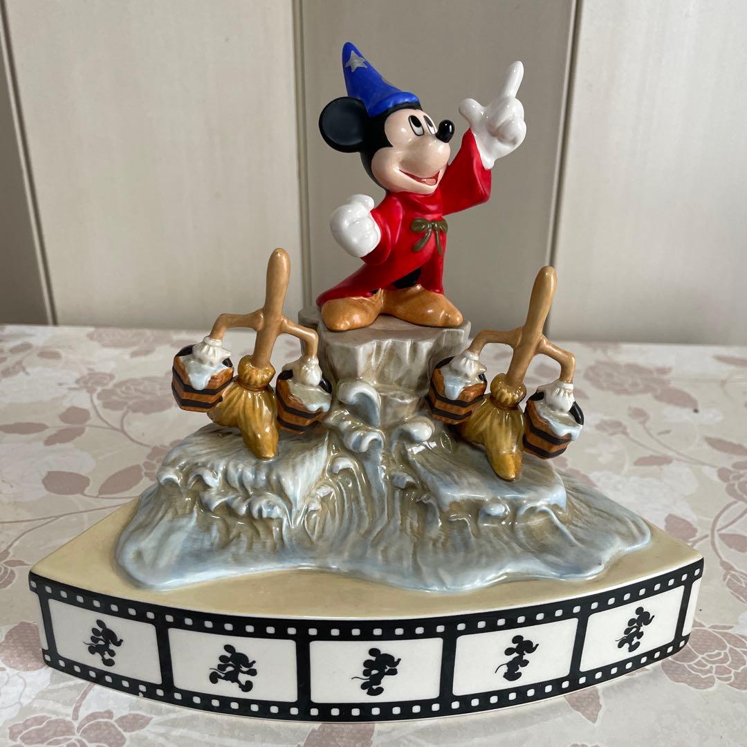 ディズニー 10周年記念 フィギュア