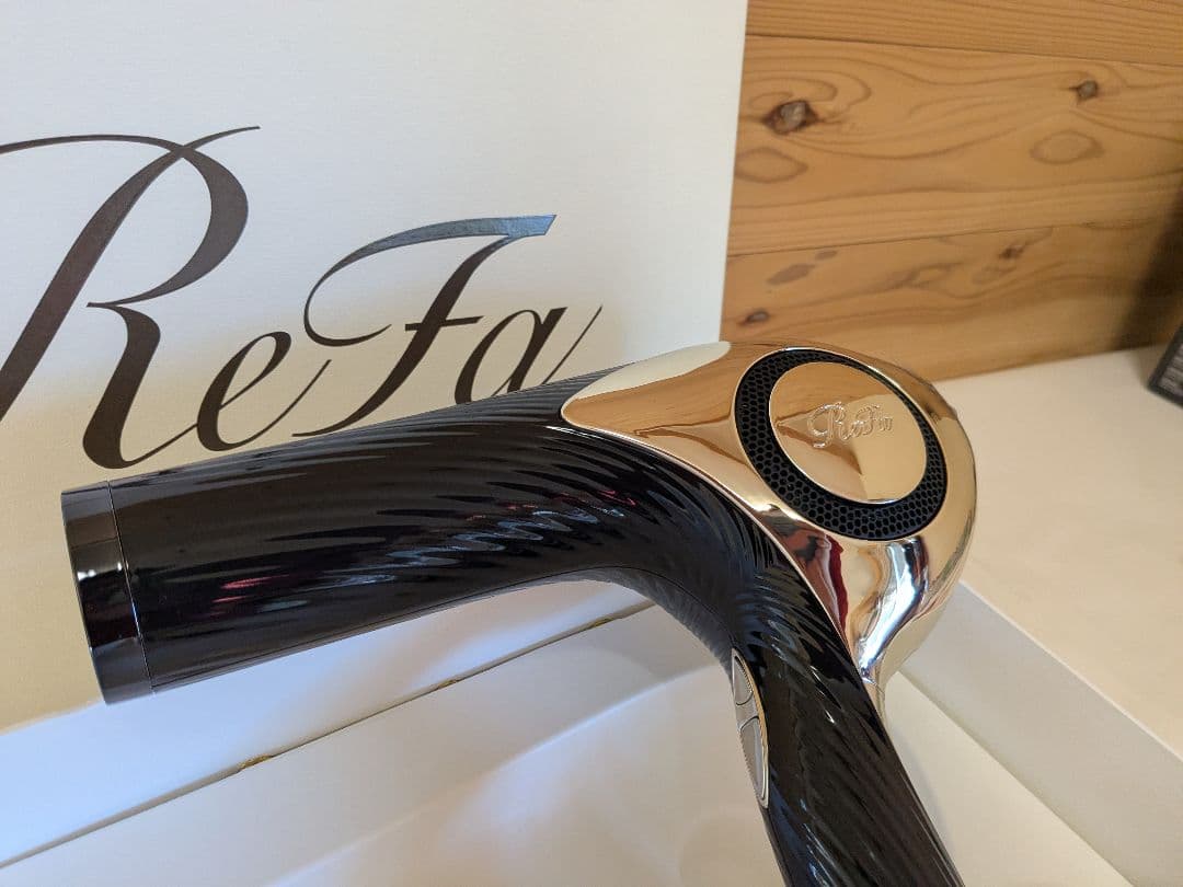 【美品】MTG Refa リファ ビューテック ドライヤーRE-AB03A