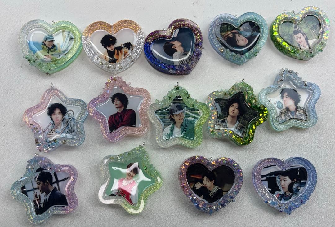 王一博 ゴージャスなキラキラ 星&ハート　レジンキーホルダー14点セット❣️確認用
