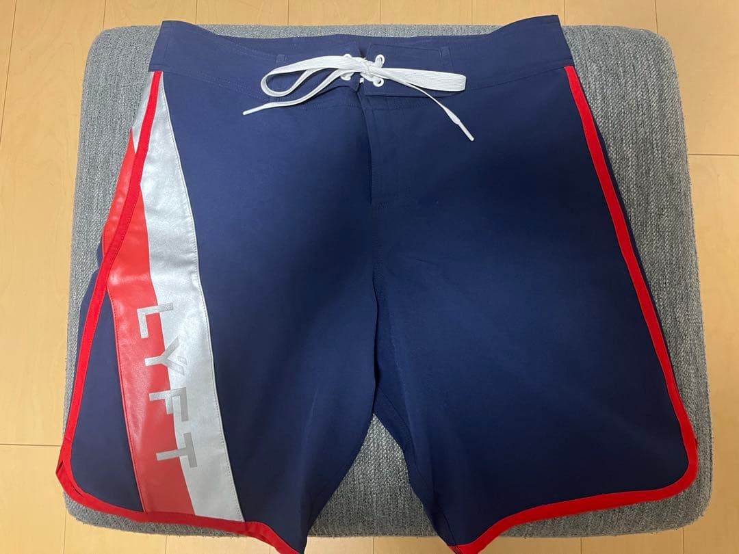 LYFT サーフパンツ　フィジーク　Sサイズ