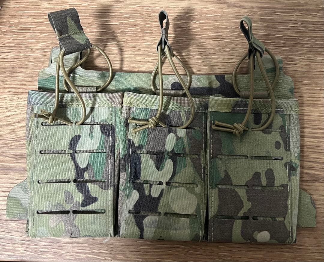 実物 美品 C2R FAST マガジンポーチ (メーカーカスタム品)