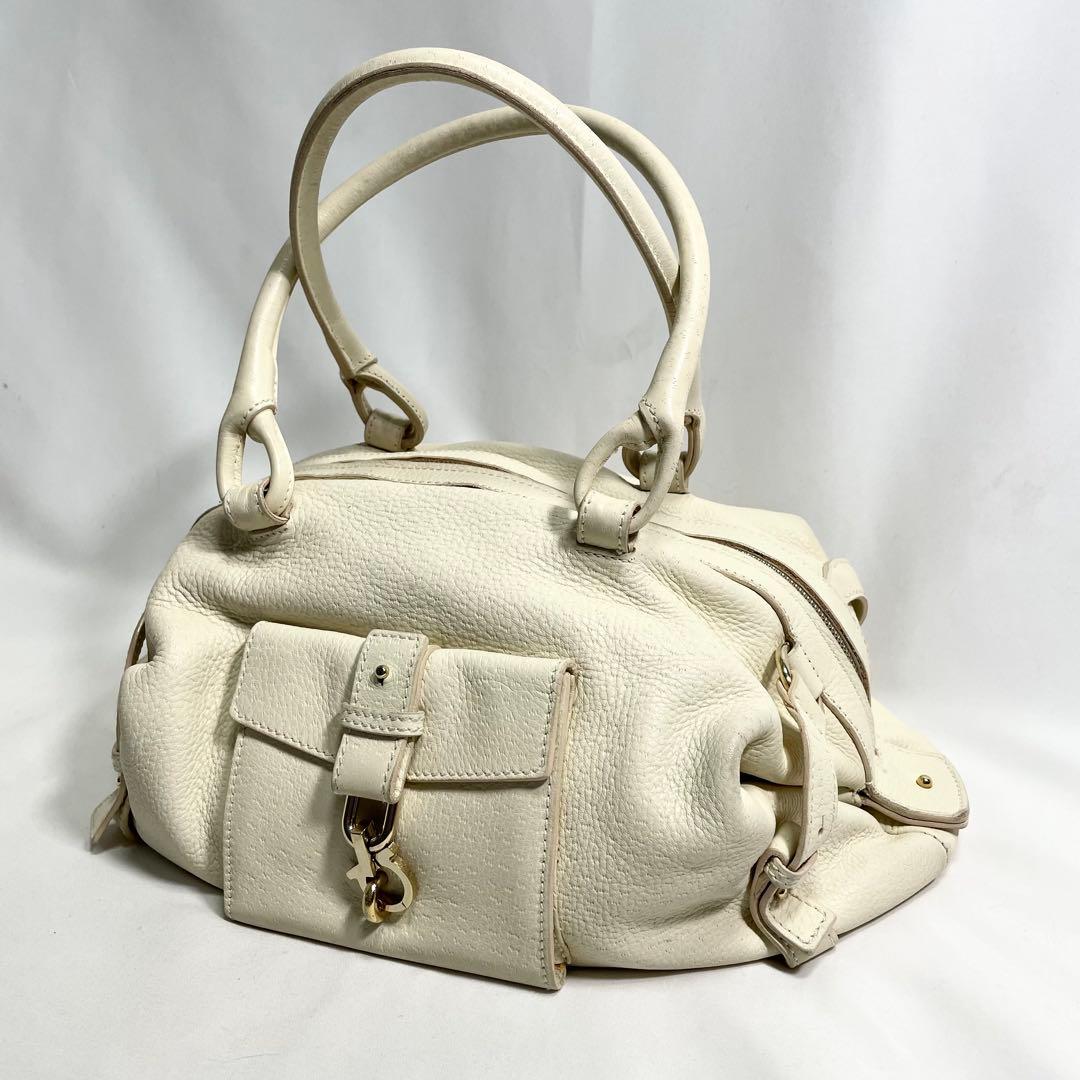 フェラガモ ボストンバッグ レザー ガンチーニ 金具 ロゴ 大容量 多機能