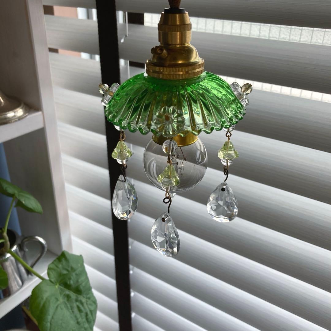 ミニシャンデリア　１９世紀　ウランガラス　フランス　超ミニシェード