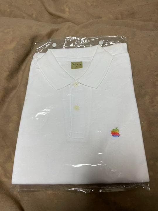 アップル純正　半袖ポロシャツ虹色リンゴ刺繍入と1997LaboFinder CD