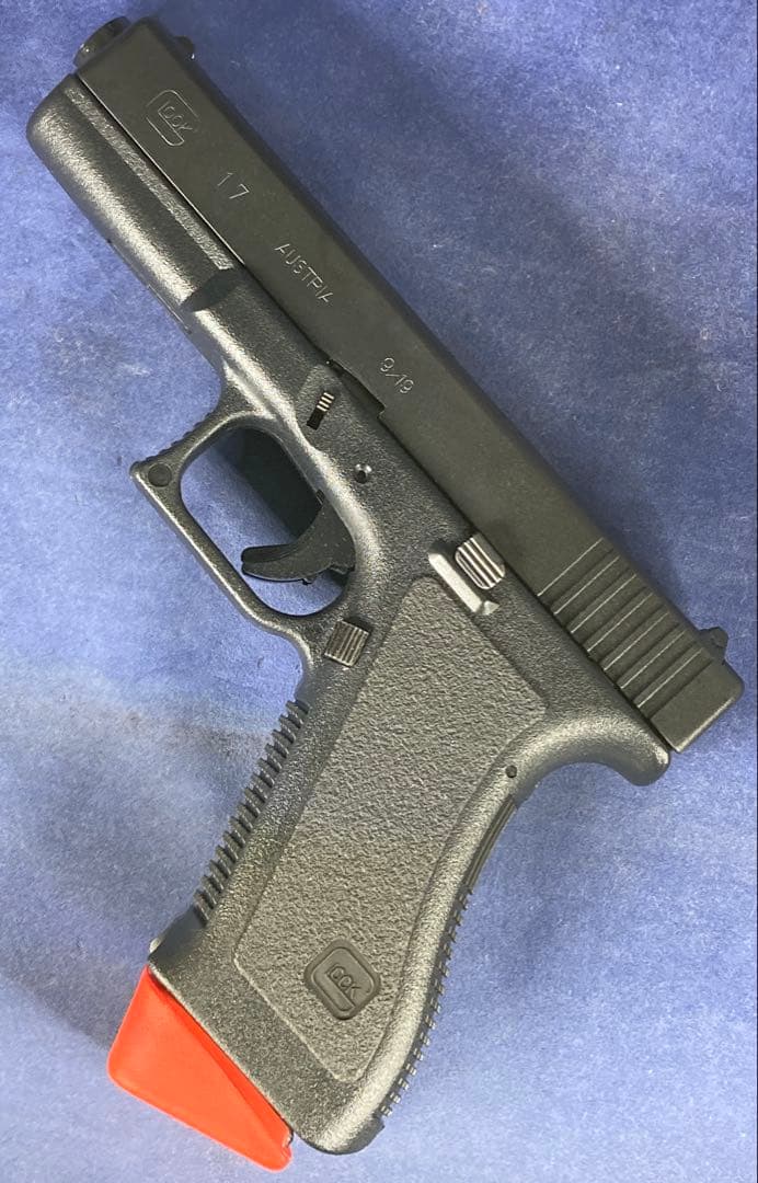 MGC グロック17後期型　ガスブローバック　美品　稀少カスタムパーツ付
