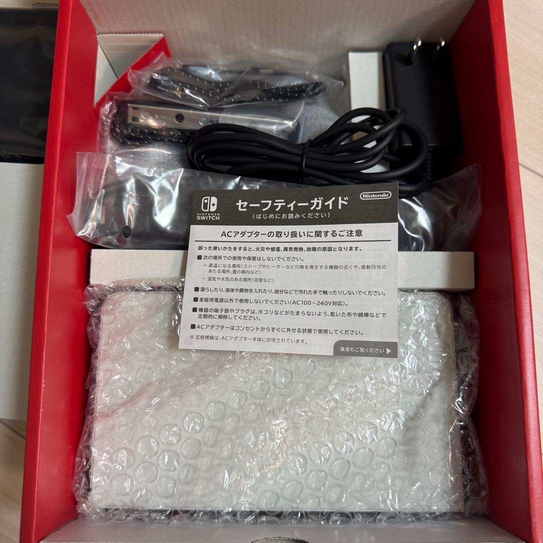 お得！Nintendo Switch 有機ELモデル + 128GBsdカード
