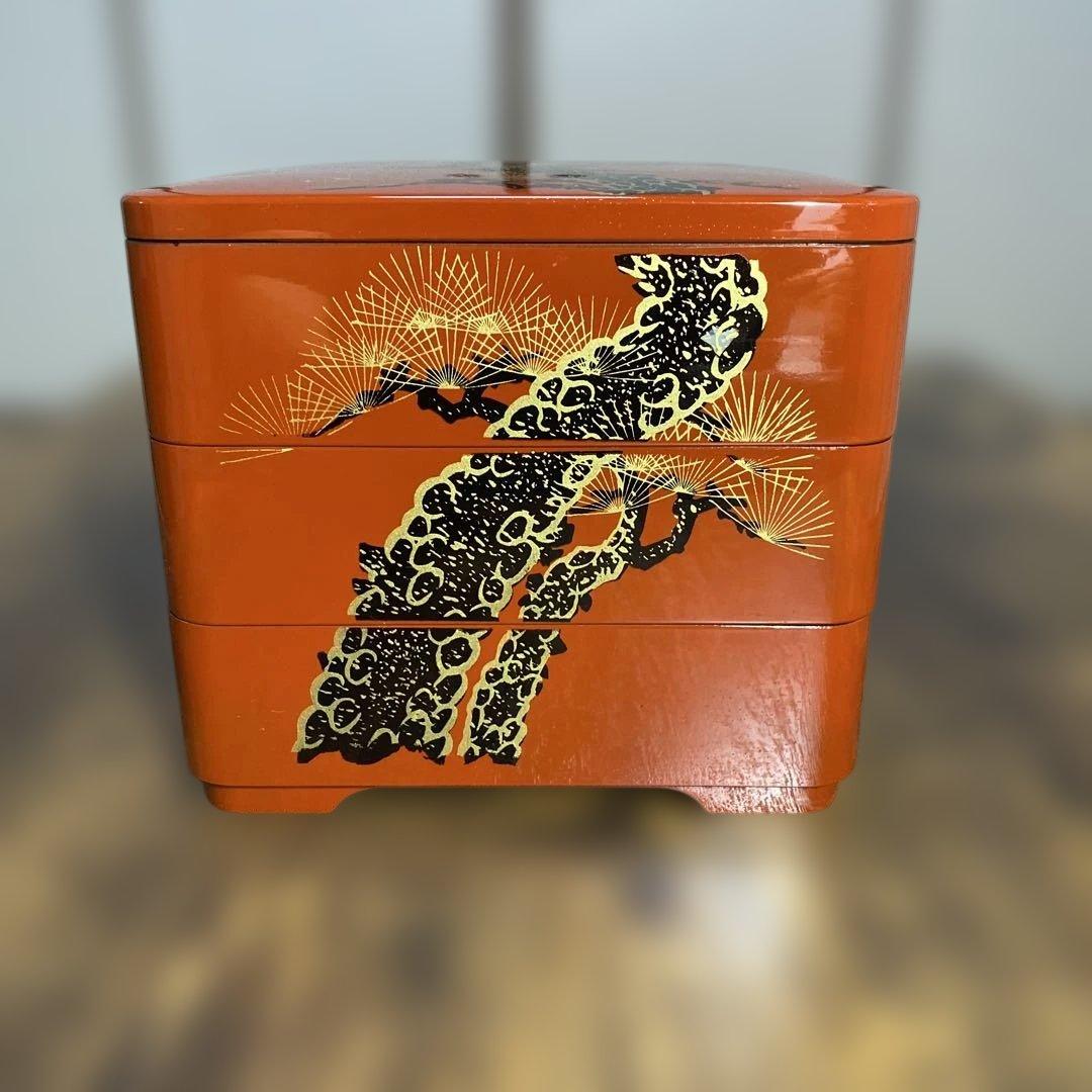 オレンジの松と鶴の3段重箱