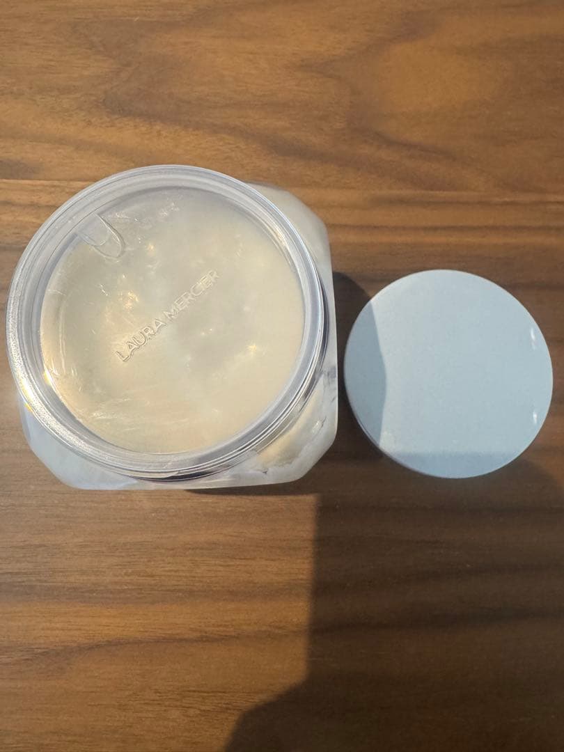 【廃盤商品】ローラメルシェ ホイップボディクリーム アンバーバニラ 300g