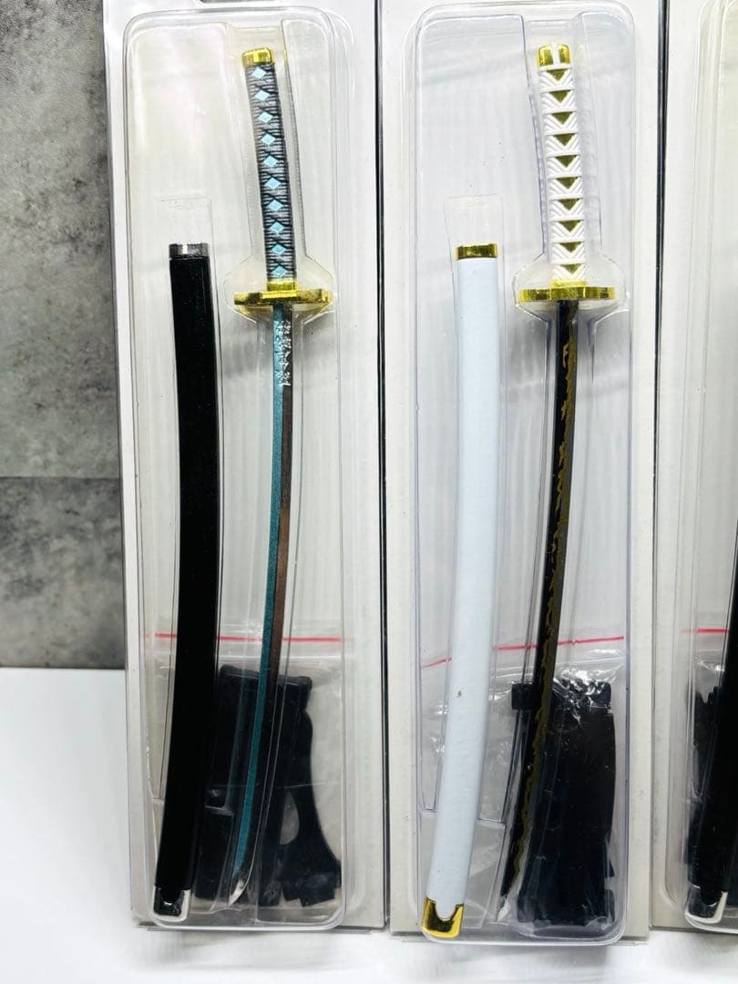 鬼滅の刃 日輪刀 ペーパーナイフ 台座付