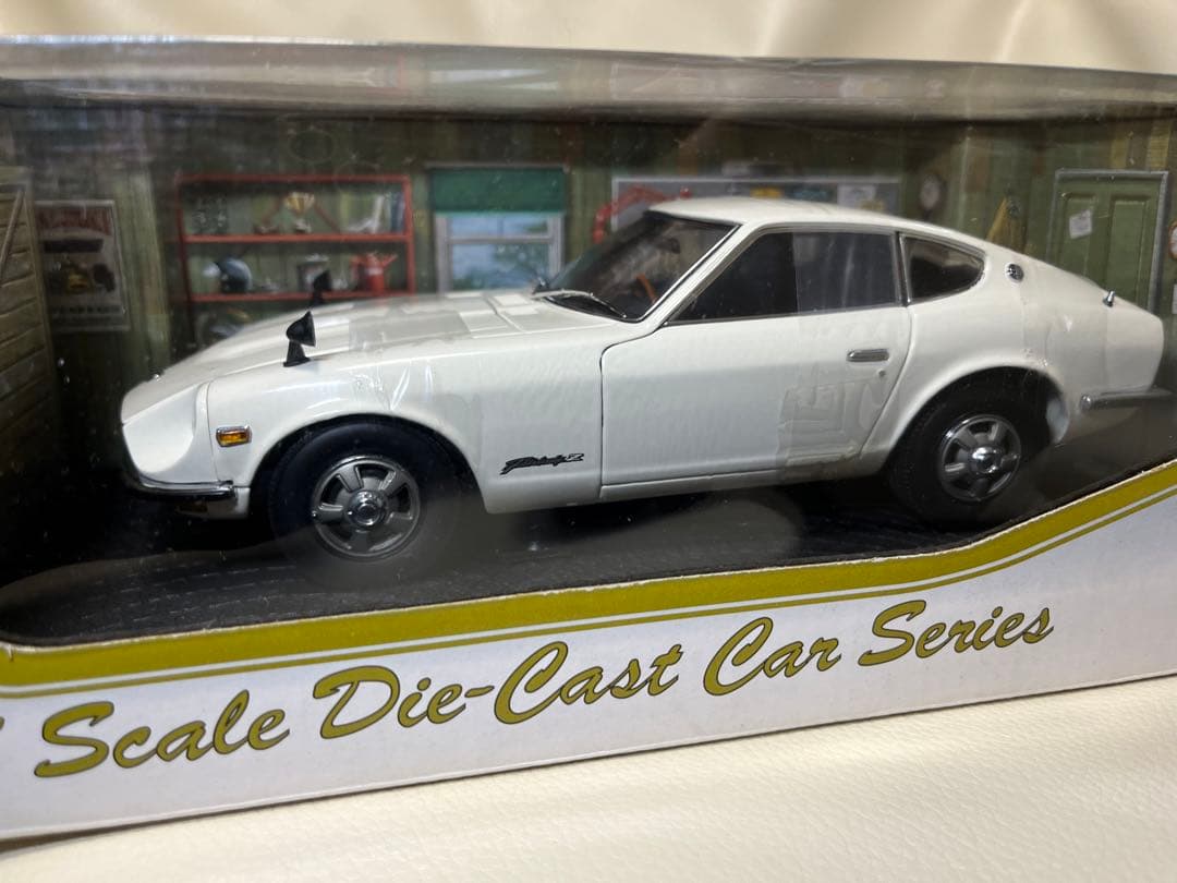 【希少絶版品!!】日産 フェアレディZ-L 京商 1/18 ミニカー