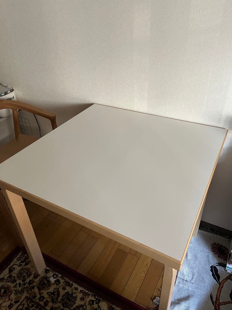 Artek 81C 現行品 ホワイトラミネート