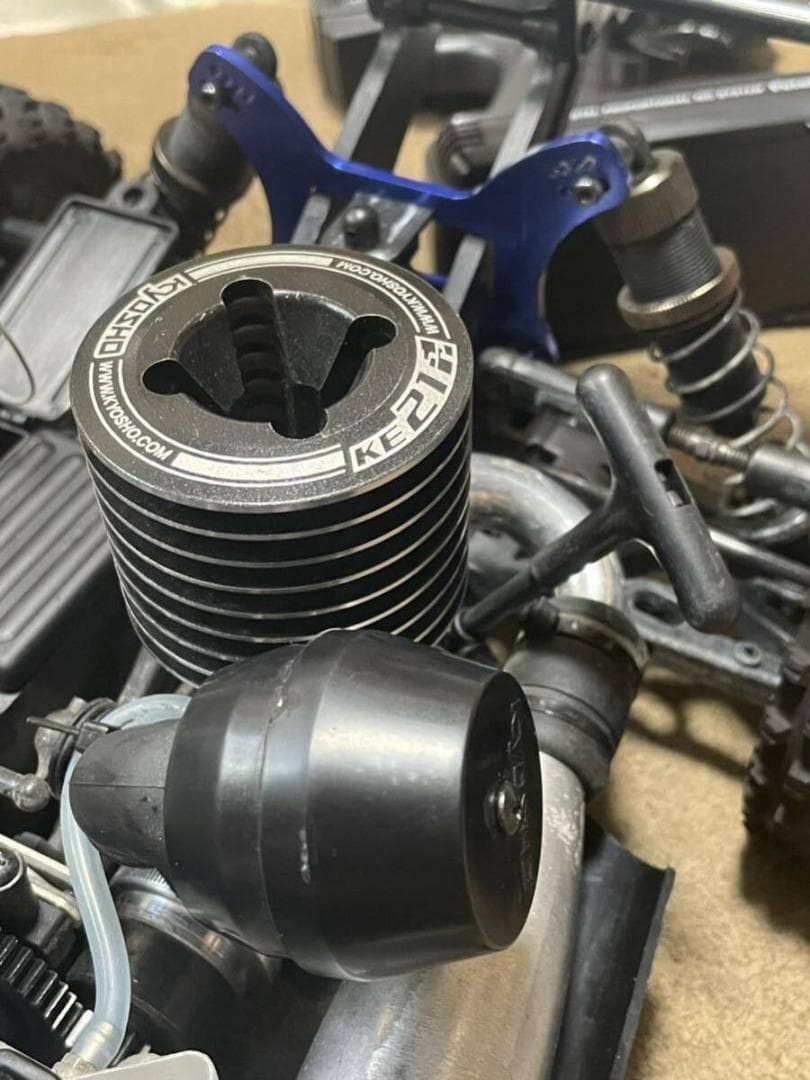 京商 1/8 インファーノ INFERNO NEO3.0 本格エンジンバギー