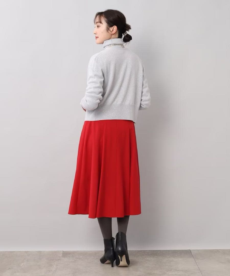 極美品　大きいサイズ　アンタイトル　フレアスカート　赤　膝下　17号　46