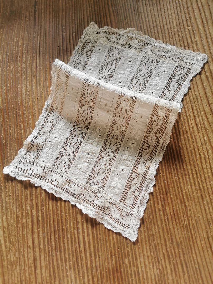 アンティークフランス ノルマンディーレース 縦繋ぎボビン＆ガロンレース ランナー