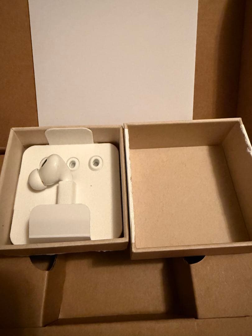 AirPods Pro2 左耳のみ　ホワイト 付属品有