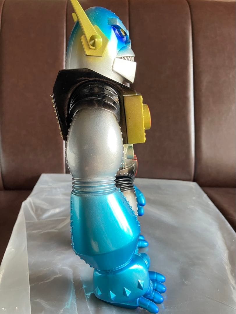 PLANET-X×CONVICT限定　初期MECHA GOLIATHON ソフビ