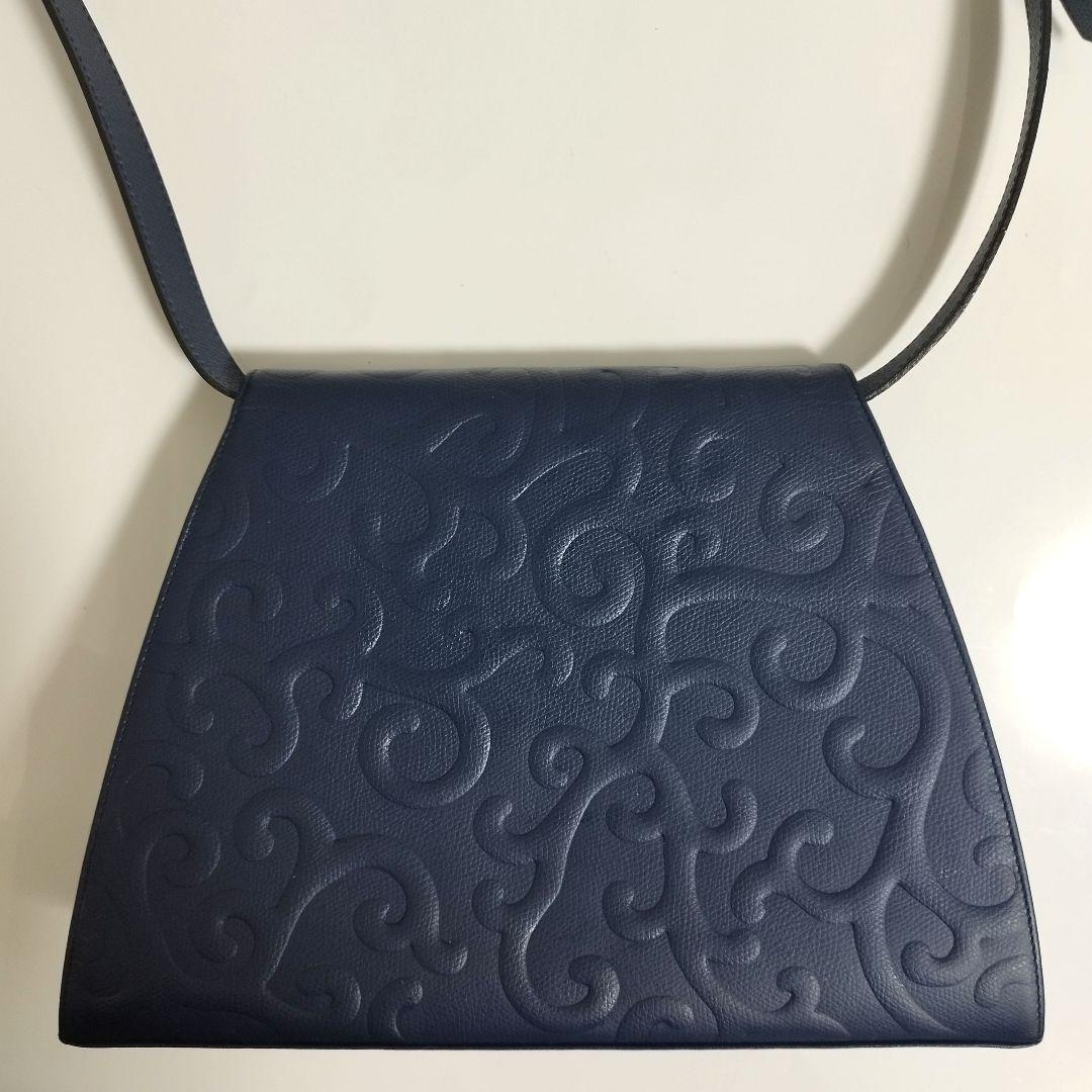 美品☆　イヴサンローラン　ショルダーバッグ　アラベスク　唐草模様　YSLロゴ