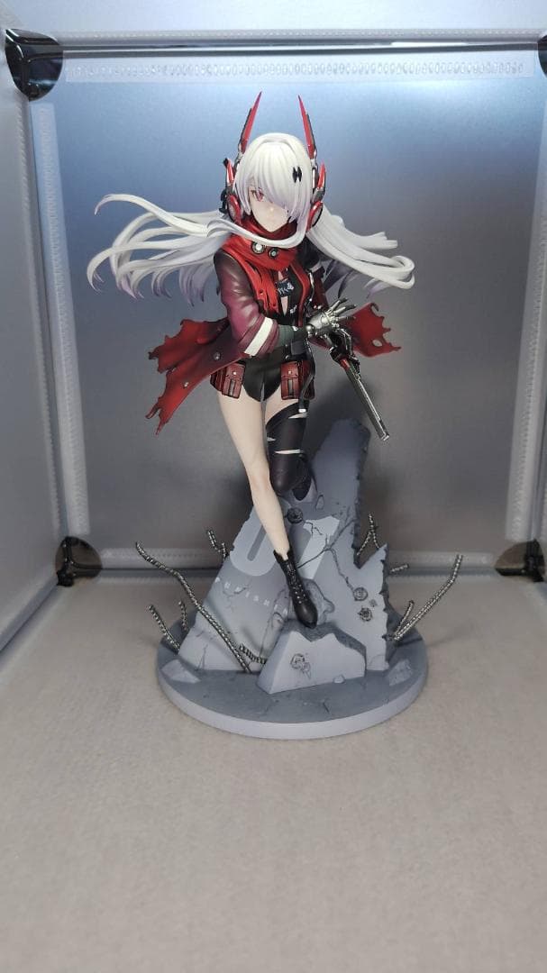 パニシング：グレイレイヴン　ルシア・深淵ノ紅 フィギュア