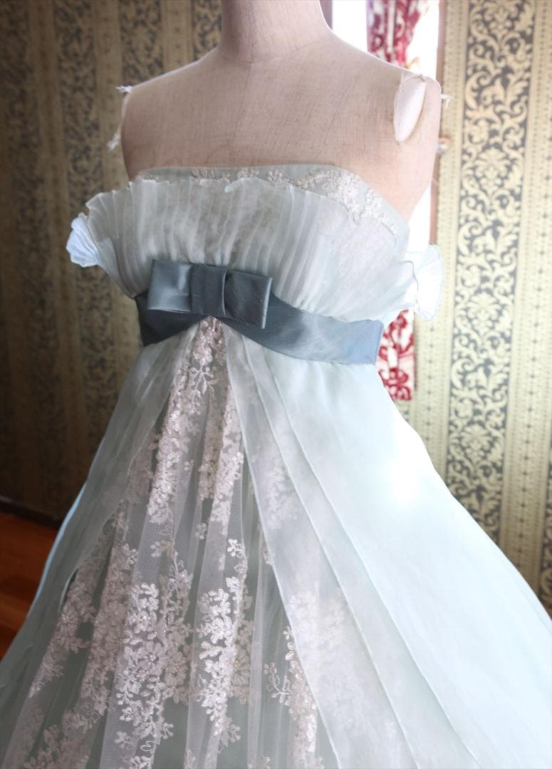 568ナチュラルビューティー高級ウエディングドレス9号11号13号カラードレス