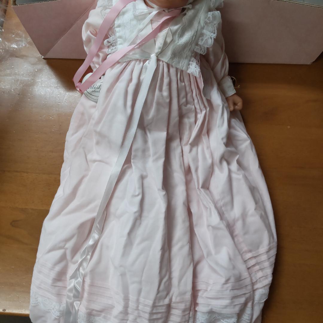 リーミドルトン　LEE MIDDILTON　リボーンドール　洗礼服　赤ちゃん人形