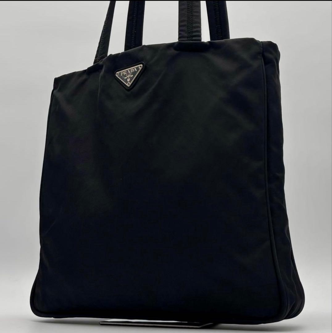 美品✨プラダ　トートバッグ　三角ロゴ　テーストナイロン　ネロ　ブラック　A4