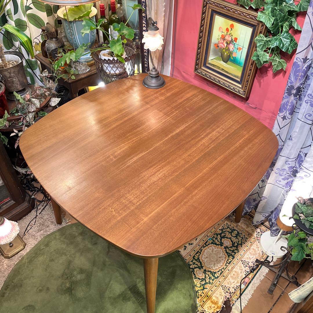 ヴィンテージ アッシュソリッド　ダイニングテーブル　丸テーブル