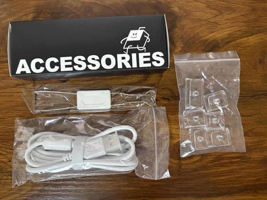 YUNZII X71 メカニカルゲーミングキーボード　ホワイト