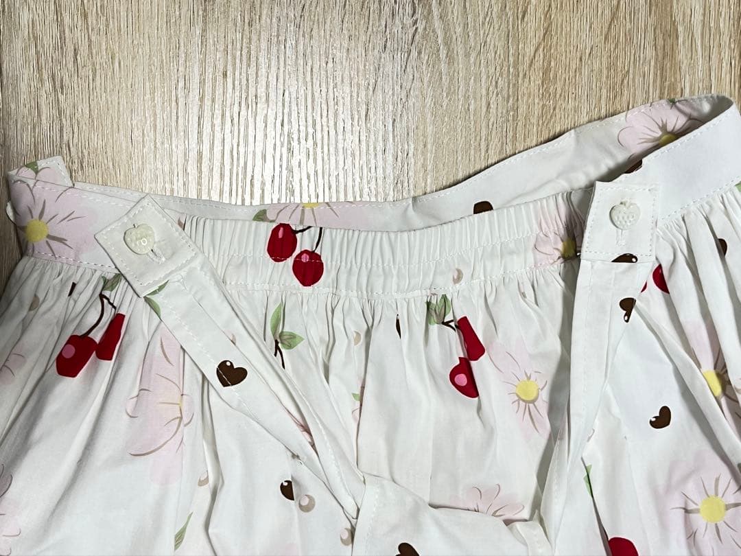 BABY,THE STARS SHINE BRIGHT パフェ柄スカート