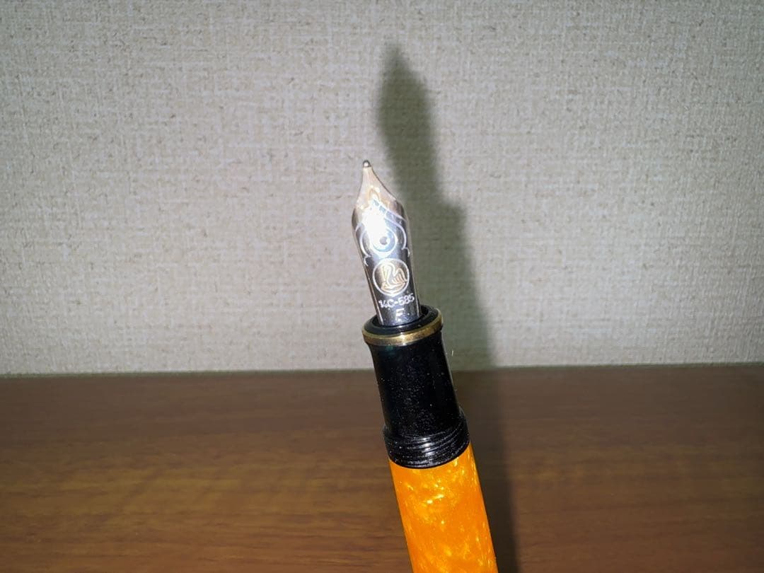 PELIKAN ペリカン スーベレーンM600 ヴァイブラントオレンジ F