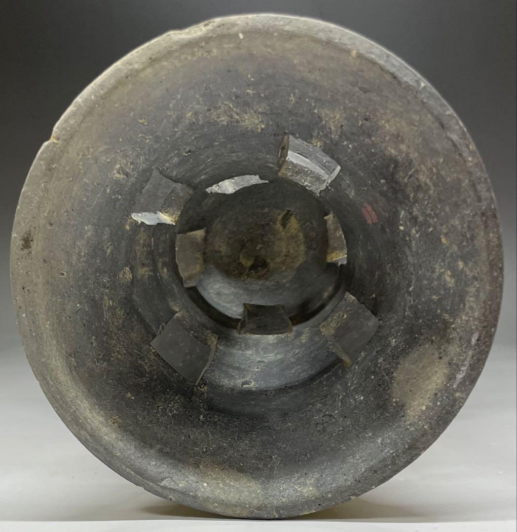 須恵器　新羅土器　透かし高台　高台杯　高台壺　y353