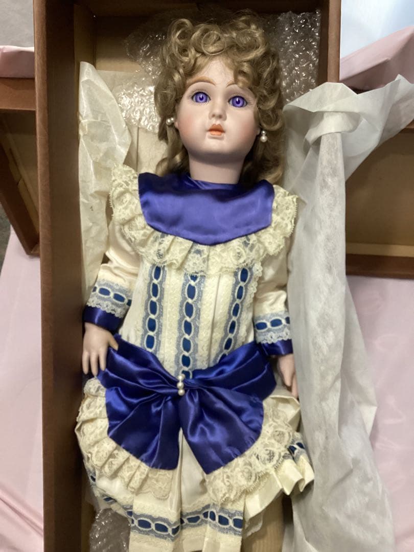 ビスクドール　スタイナー　アンティークドール　ヴァイオレットアイ　 青白ドレス