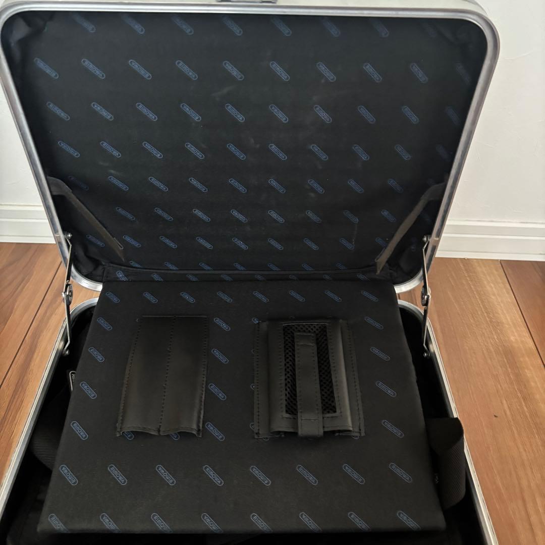 3連休限定値引き！RIMOWA リモワ 90908 アタッシュケース