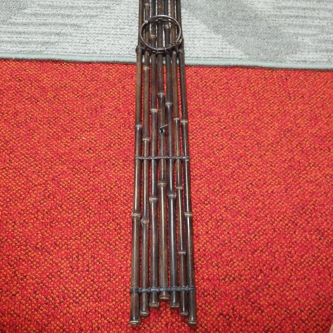 竹製の籠をかけたり短冊をかけたりするものです