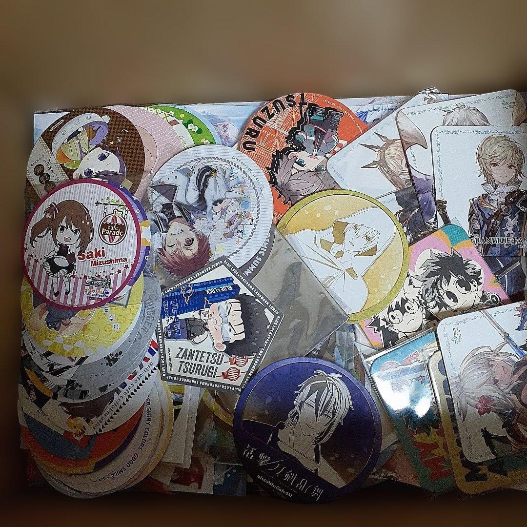 アニメ・マンガ・キャラクター　紙類　紙系　紙雑貨　大量　まとめ売り　　大