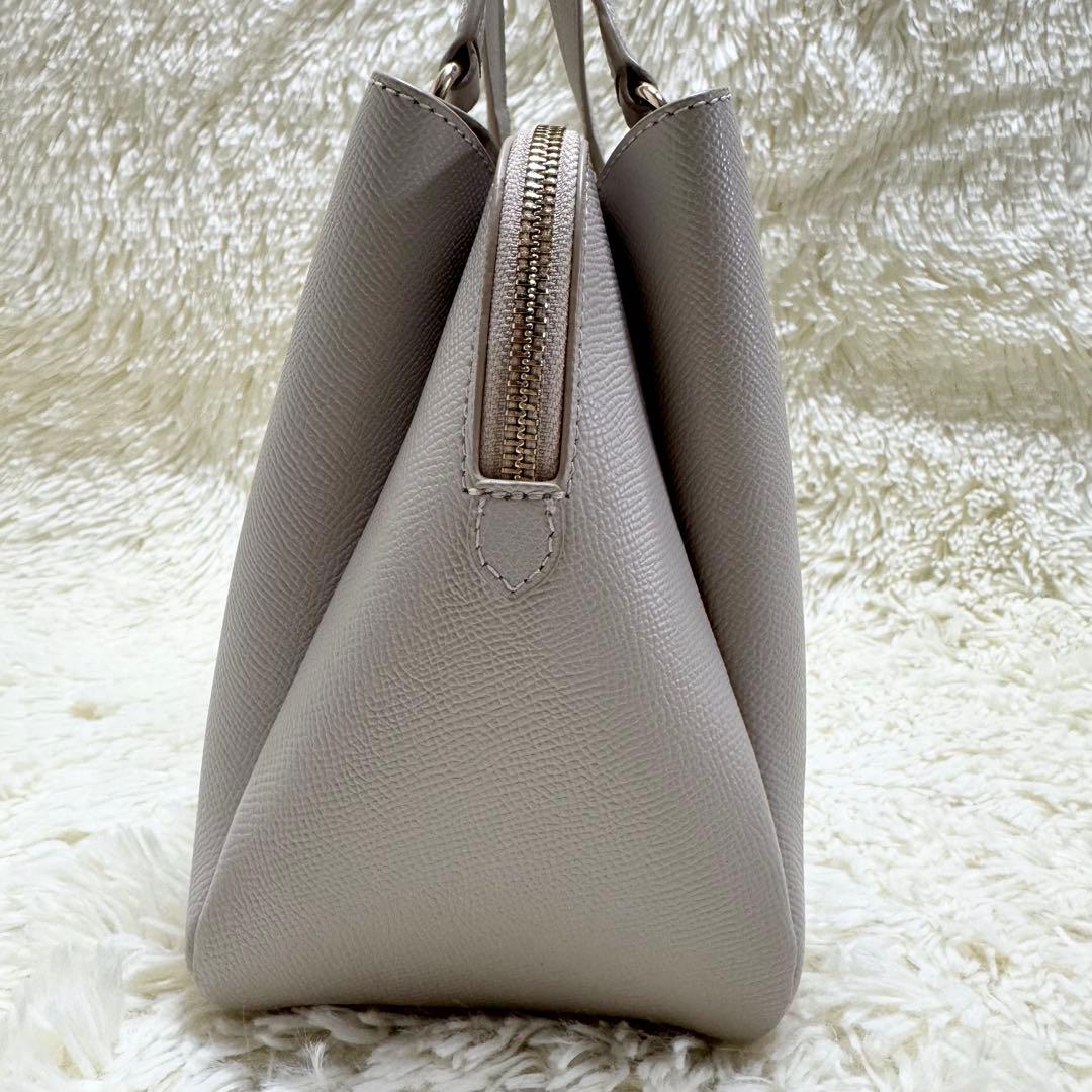 ✨保存袋付き✨フルラ 現行 ヴィットリア 2wayショルダーバッグ ベージュ