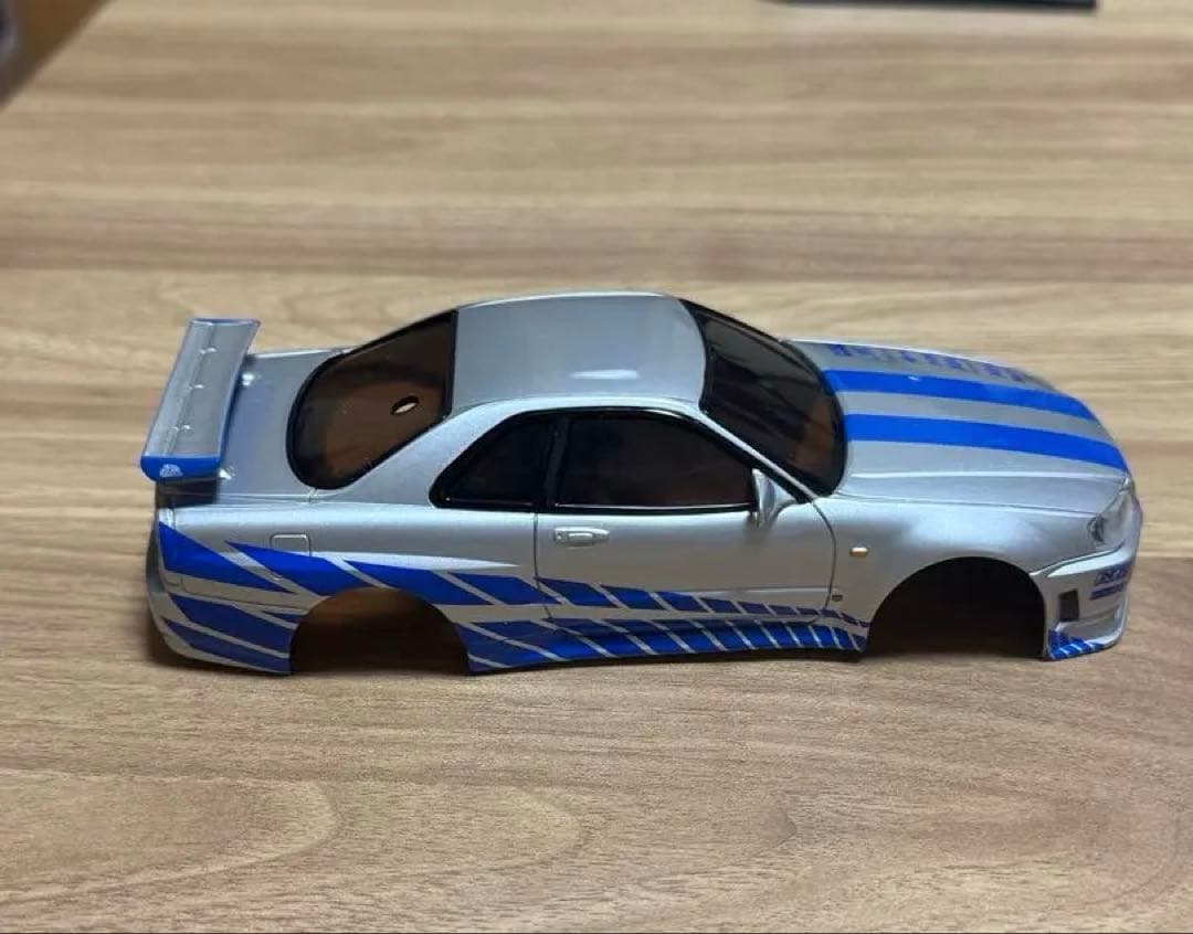 MRD & 京商ミニッツ 希少ボディ2個付きセット・S15はボディカスタム品